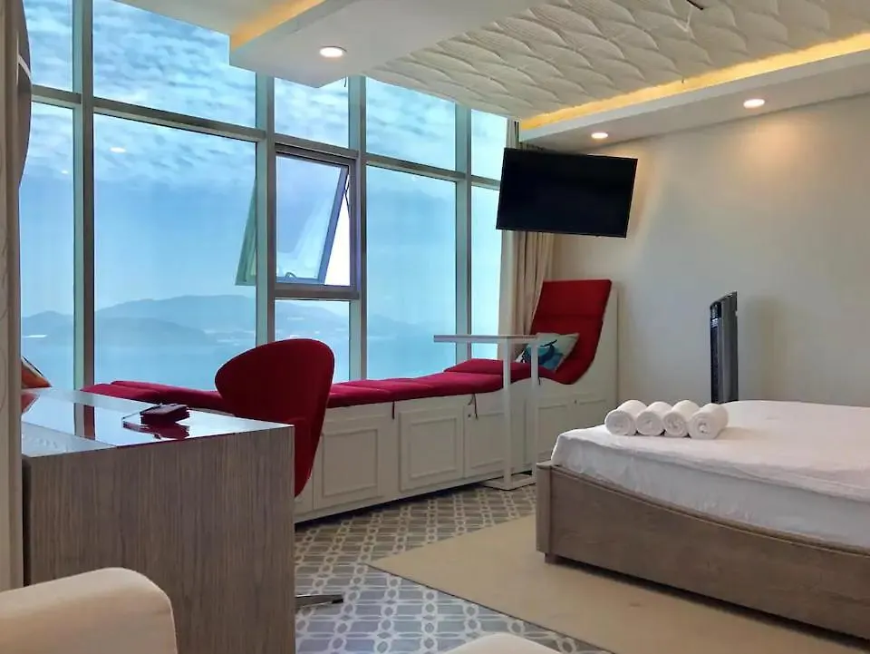 Luxury Apartment With The Best View In Να Τρανγκ